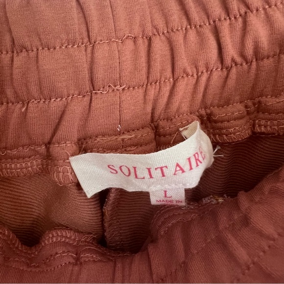 Solitaire Embroidered Daisy Sweatshirt And Shorts Set - Picture 7 of 8